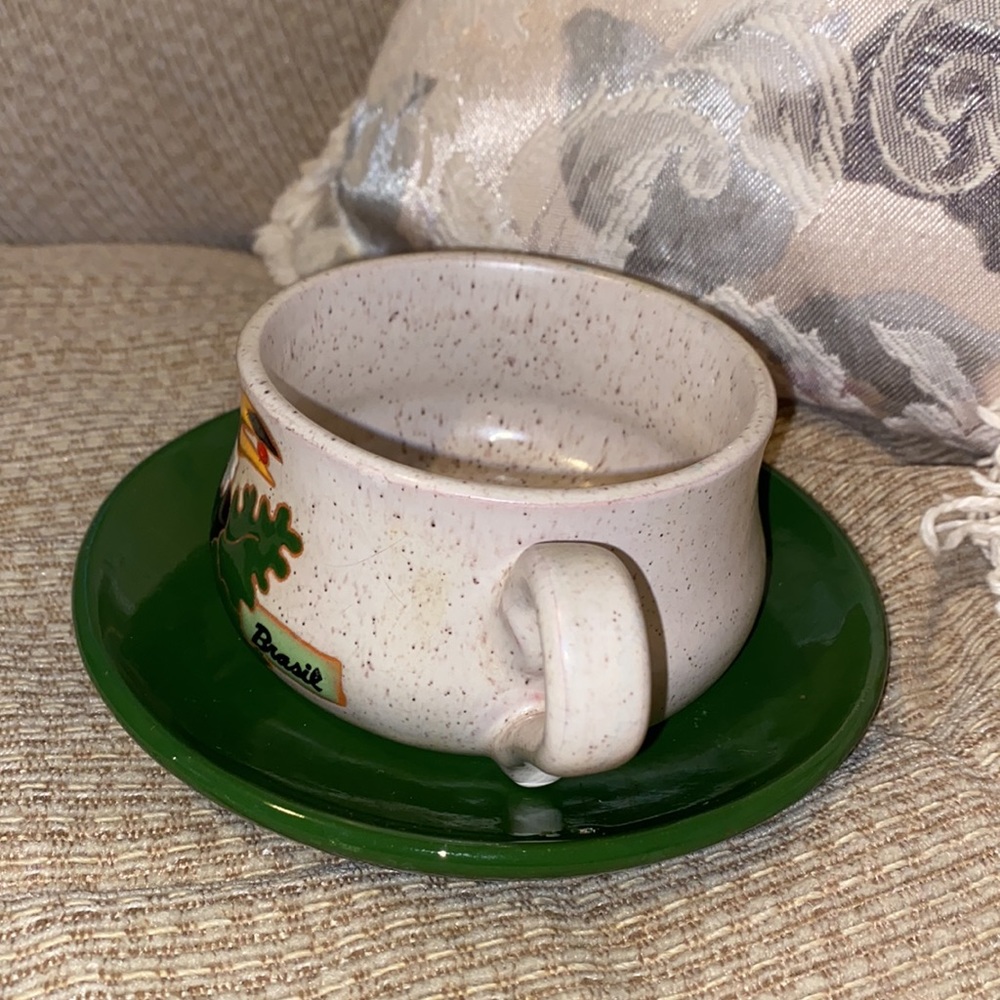 🇧🇷 NWT Vintage Brazilian Handmade Pottery Toucan Mug & Plate - Picture 4 of 12